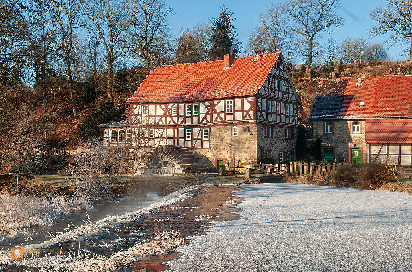 Wassermühle im Winter